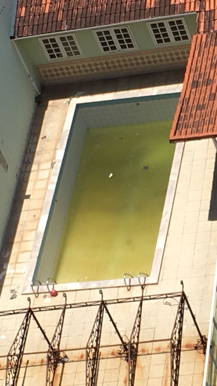 20180102 - Piscina com Foco de Dengue na Maria Heilbuth Surette